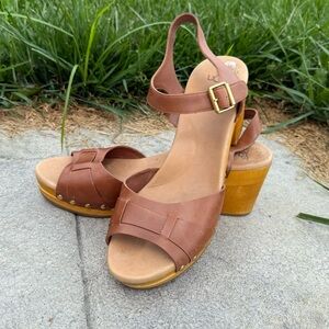 Ugg Janie Clog Sandals unique cute women’s size 11 S 143